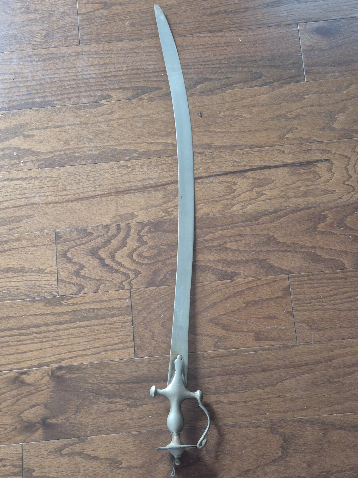 Vintage Indo Persian Talwar Shamshir Sword Tulwar 30 Vintage Indo Persian Talwar Shamshir Sword Tulwar 30