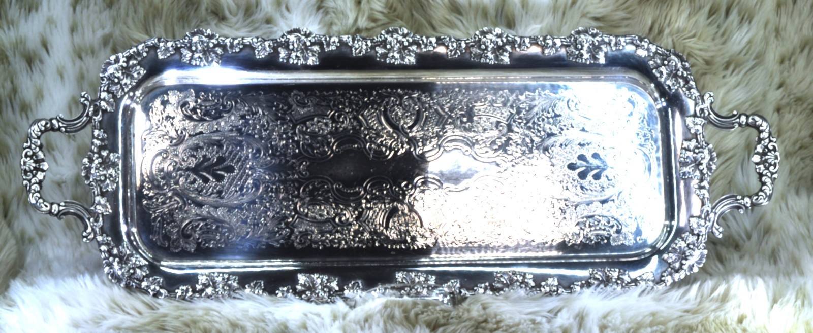 Antique Barker-Ellis Silverplate Footed Decanter Tray Lavish Ivy Berry Design