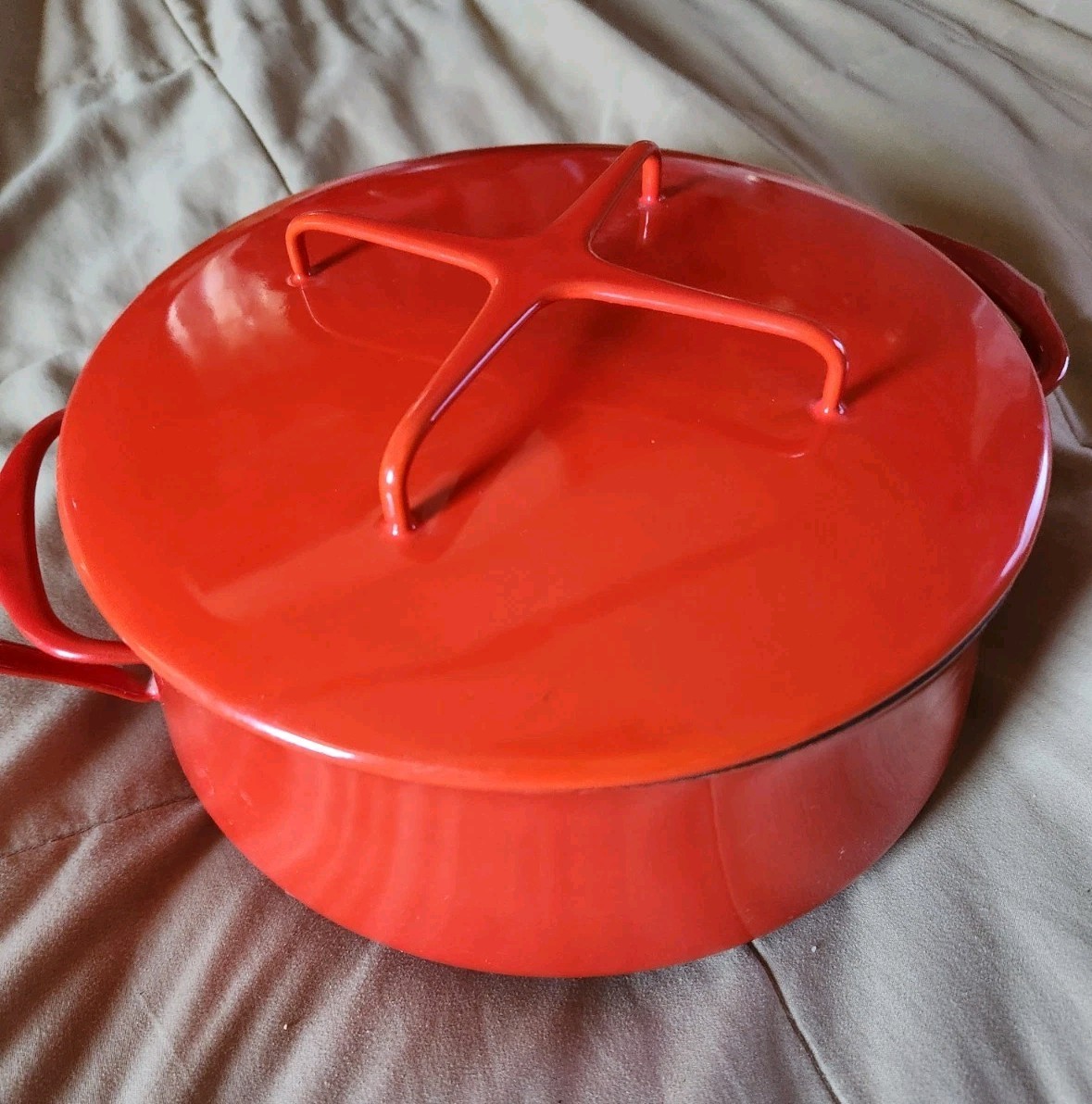 Vintage Dansk Kobenstyle Red 3 Qt Dutch Oven Casserole Lid 4 Ducks Mark Denmark Vintage Dansk Kobenstyle Red 3 Qt Dutch Oven Casserole Lid 4 Ducks Mark Denmark
