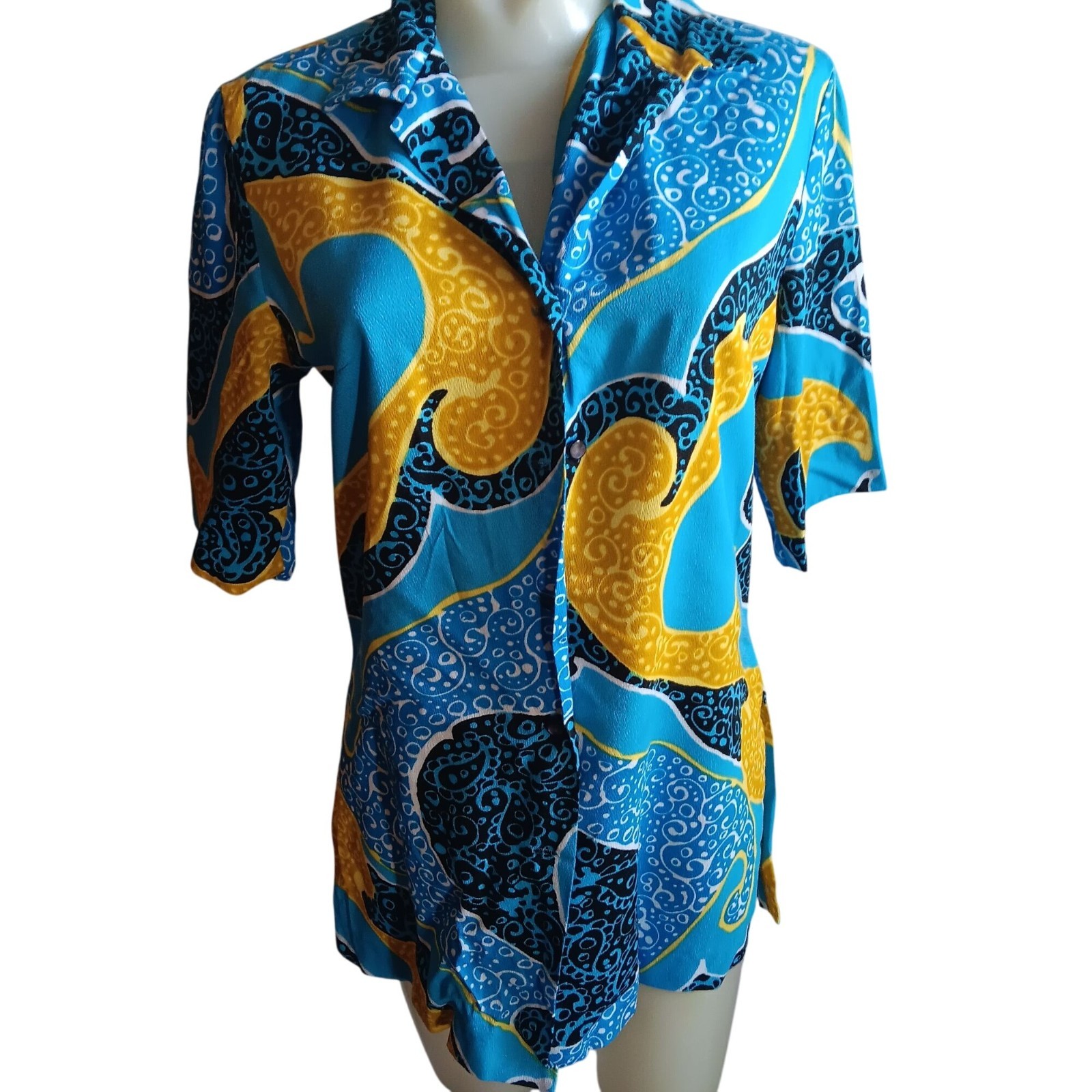 Large True Vintage Psychedelic 1970s Top Button-Up Shirt Swirl Pattern Pykettes