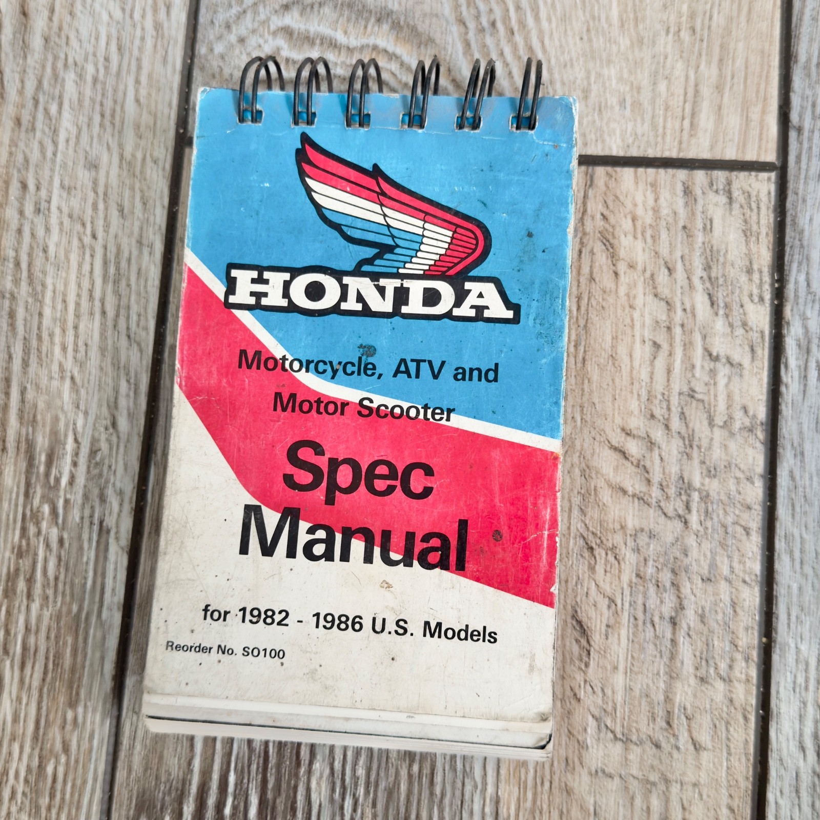 Vintage Honda Motorcycle Scooter ATV Spec Manual 1982-86 Pocket Size Read