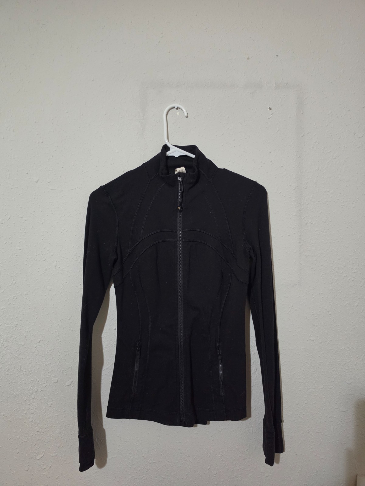 Lululemon Define jacket 4- color Black Lululemon Define jacket 4- color Black