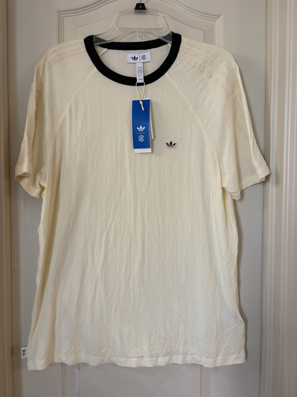 NWT adidas x CLOT by Edison Chen Rib Tee Cream White/Green Night - Large JN7728 NWT adidas x CLOT by Edison Chen Rib Tee Cream White/Green Night - Large JN7728