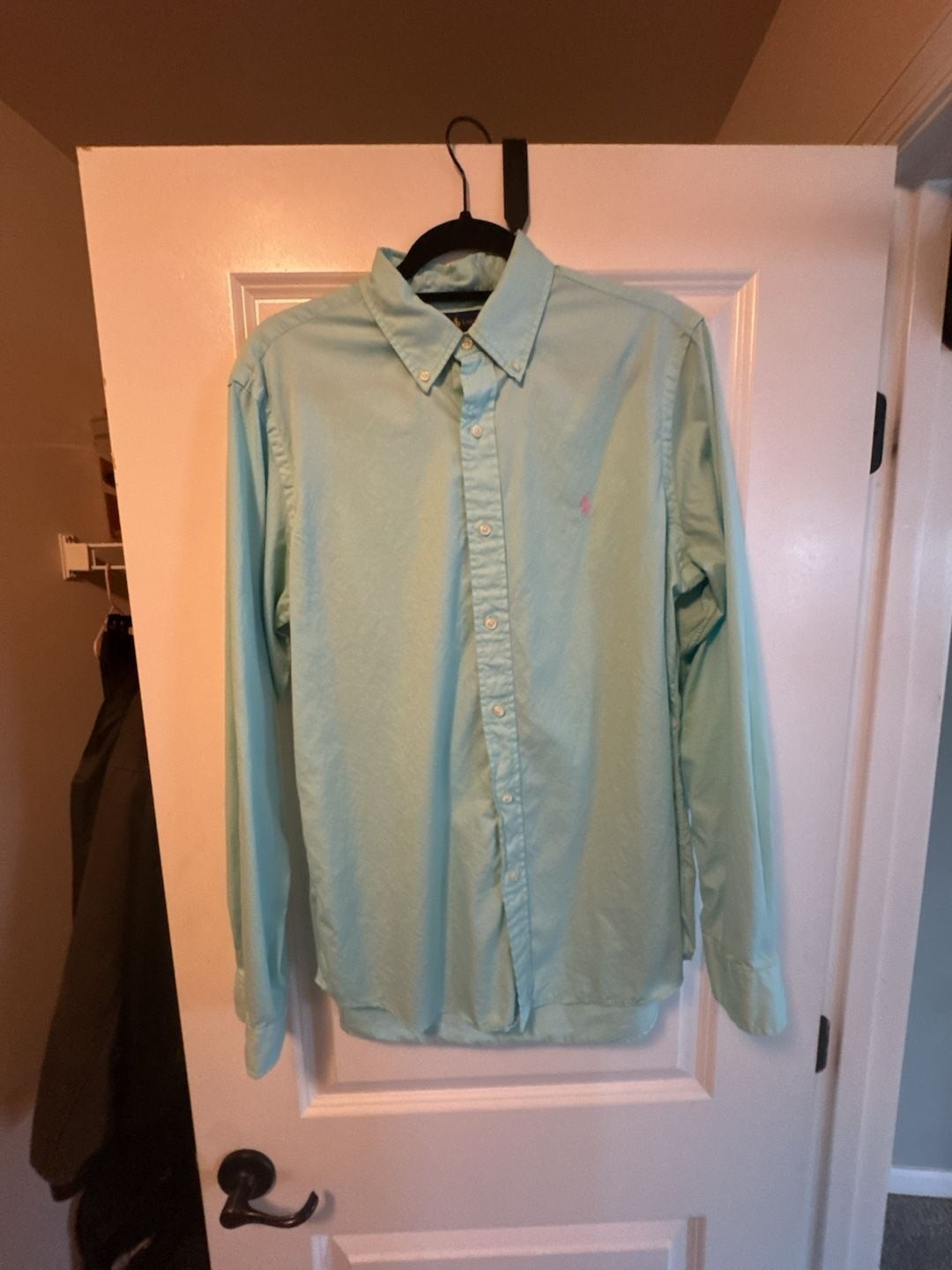 Ralph Lauren Feather Weight Twill Shirt Size M Aqua Button Down Long Sleeve Ralph Lauren Feather Weight Twill Shirt Size M Aqua Button Down Long Sleeve