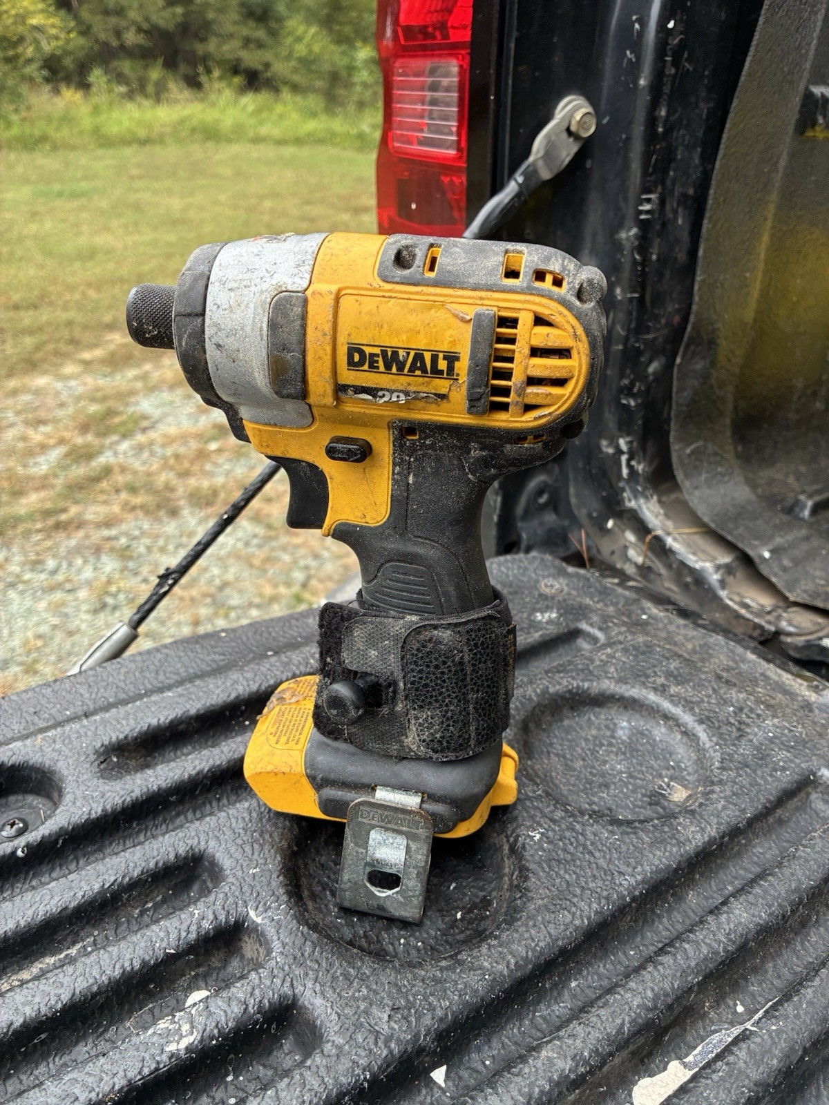 Dewalt DCF885 20V Cordless 1/4\ Dewalt DCF885 20V Cordless 1/4\