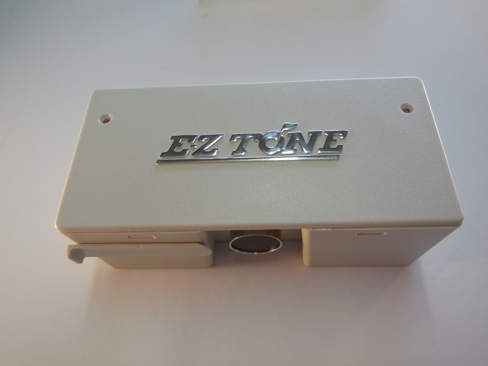 EZ-TONE Magnetic Door Chime EZ-TONE Magnetic Door Chime