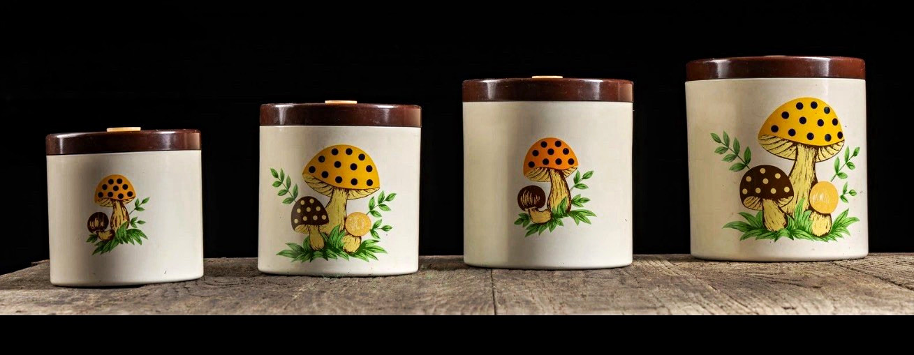 Sears Roebuck Vintage Mushroom Metal Canister Set 4pc w/ Lids Japan 1qt