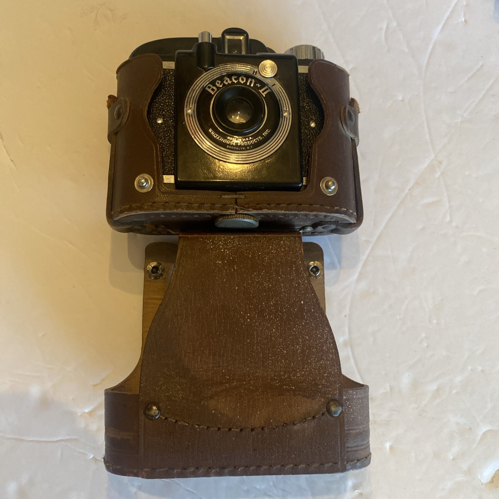Vintage Beacon II Camera by Whitehouse Products 620 Film W Leather Case Tested Vintage Beacon II Camera by Whitehouse Products 620 Film W Leather Case Tested