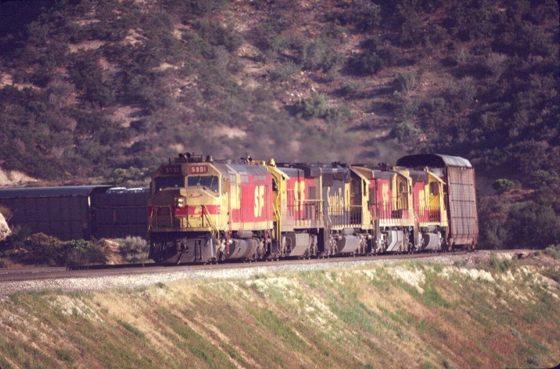 ATSF 5991 FP-45 CAJON PASS CA (SANTA FE) ORIGINAL SLIDE 04-28-88 T12-7