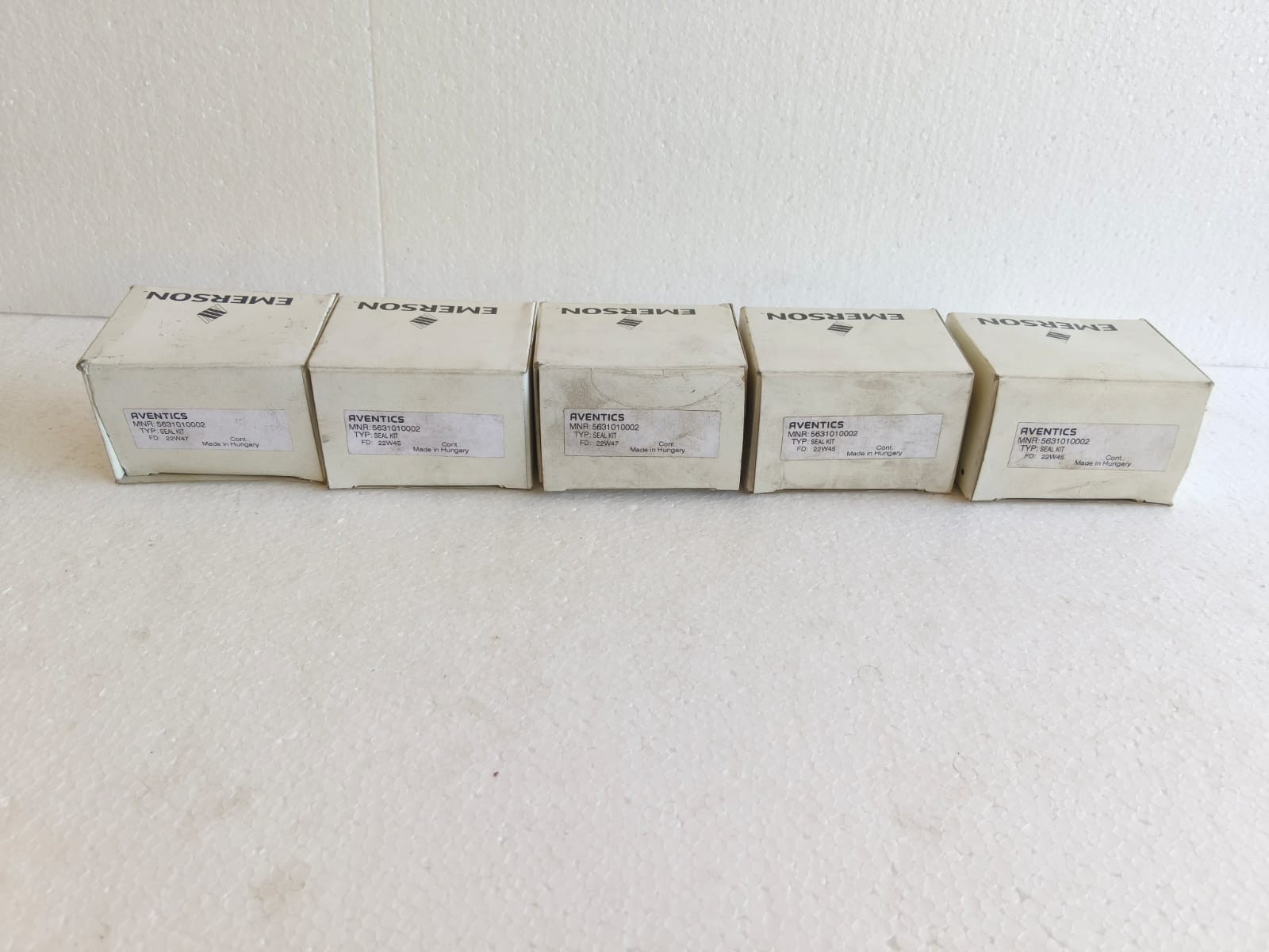 Aventics 5631010002 seal kit EMERSON* LOT OF 5* total 120pc FAST SHIP