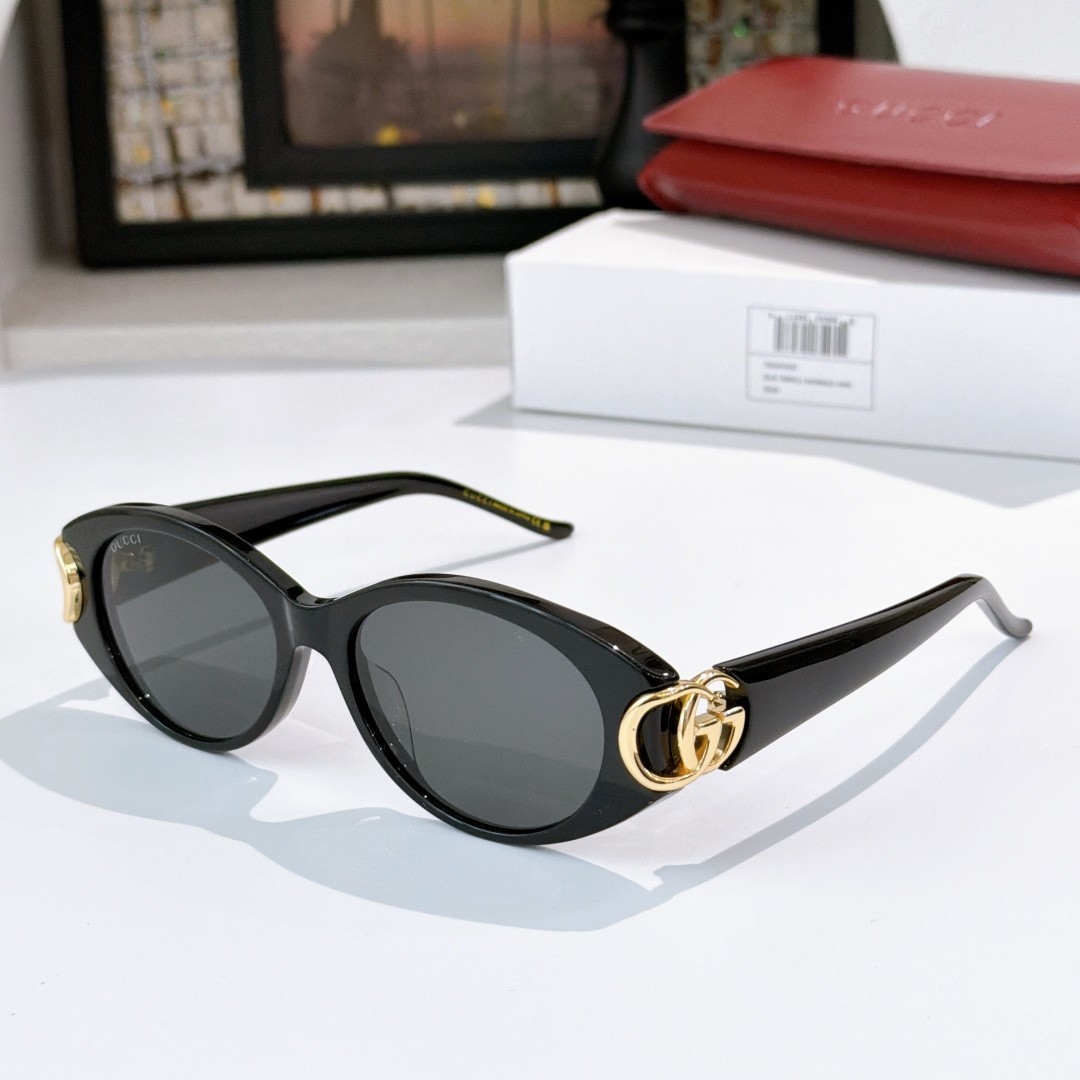Gucci GG2232S Unisex Sunglasses 54‑16‑130 Oval Black Frame Solid Grey Lens Gucci GG2232S Unisex Sunglasses 54‑16‑130 Oval Black Frame Solid Grey Lens