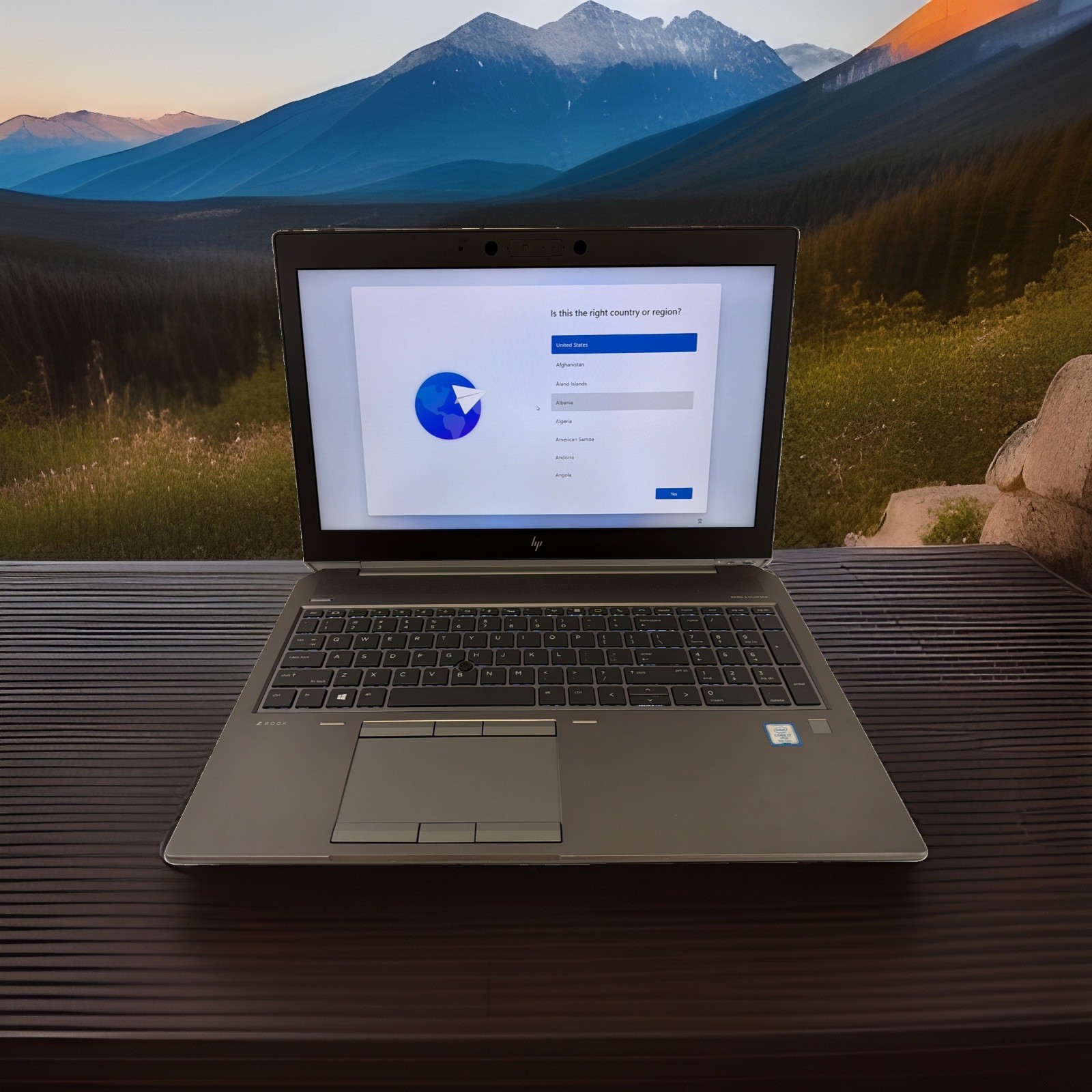 HP zBook 15 G6 Intel Core  i7-9850H 2.60GHz 32GB Ram 256GB NVMe Win 11 Pro -Good