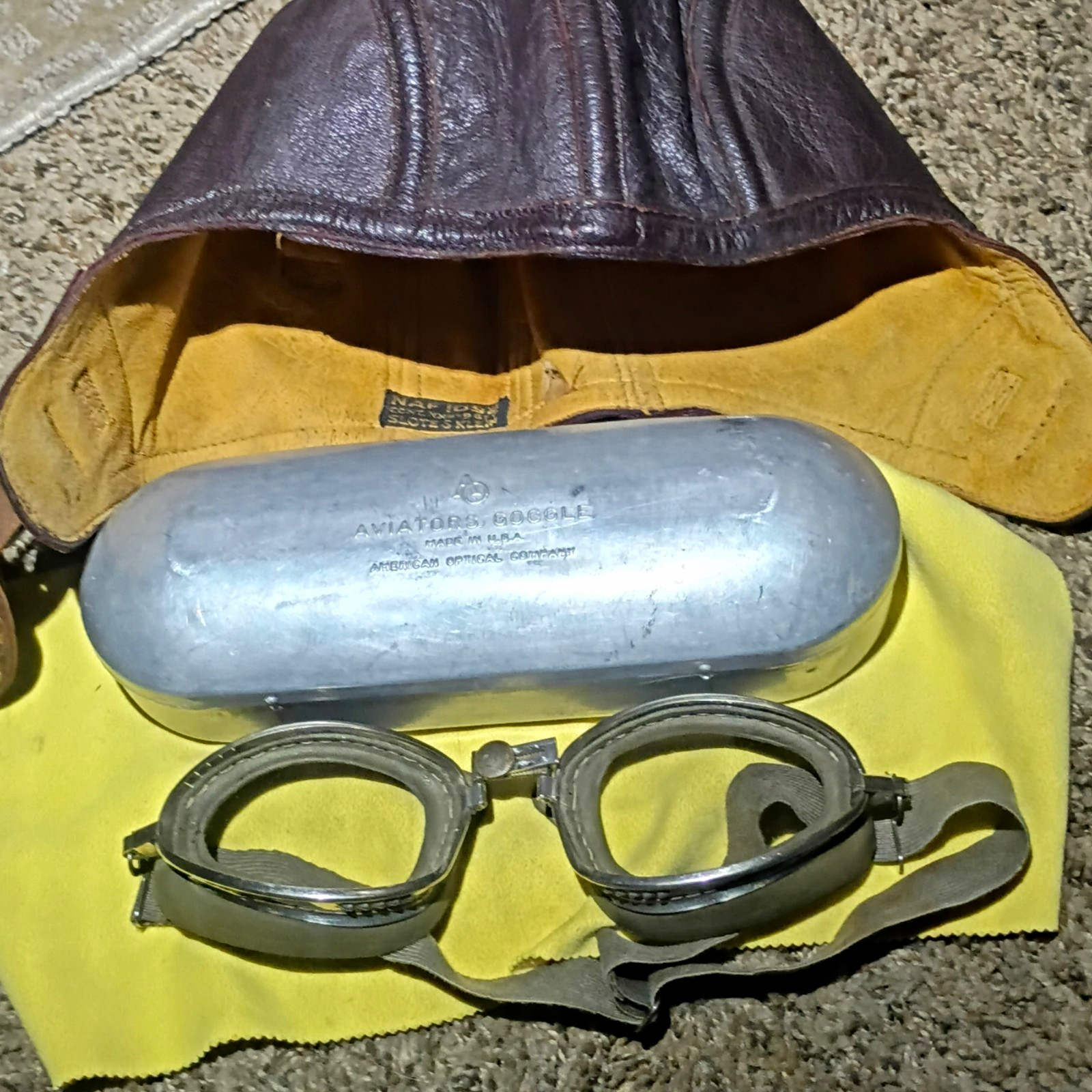 American Optical Company 1930s Aviator Goggles Silver Metal Frame w/ Case American Optical Company 1930s Aviator Goggles Silver Metal Frame w/ Case
