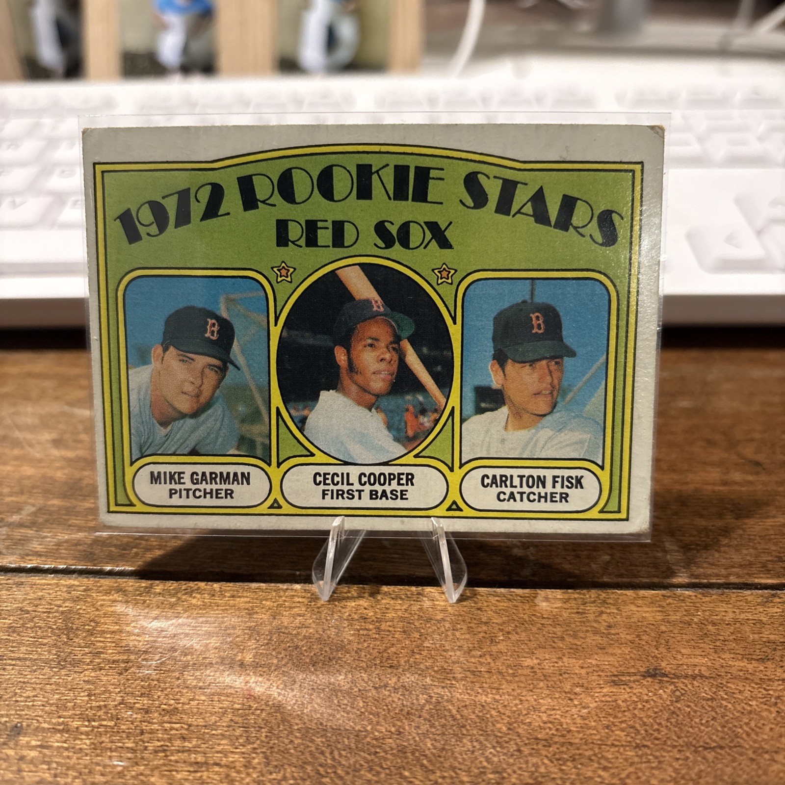 1972 Topps - 1972 Rookie Stars Carlton Fisk, Cecil Cooper, Mike Garman #79 (RC) 1972 Topps - 1972 Rookie Stars Carlton Fisk, Cecil Cooper, Mike Garman #79 (RC)