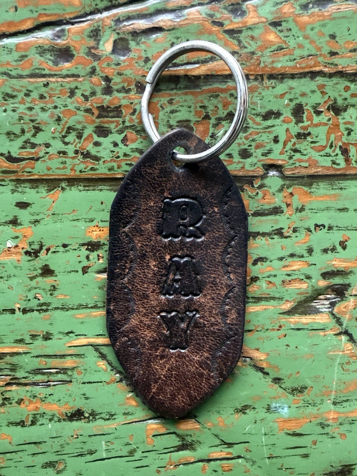 Vintage Personalized Dark Brown Full Grain Leather Keychain With The Name “Ray” Vintage Personalized Dark Brown Full Grain Leather Keychain With The Name “Ray”
