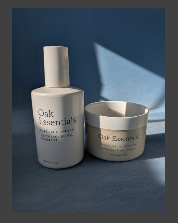 Oak Essentials Pure Gel Cleanser Soothe & 7.1 oz Body Scrub Oak Essentials Pure Gel Cleanser Soothe & 7.1 oz Body Scrub