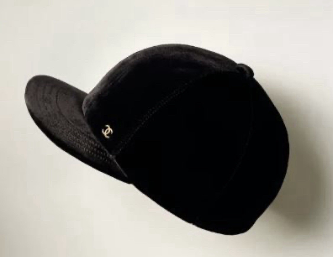 Gorgeous Chanel Velvet Cap Original Receipt Gorgeous Chanel Velvet Cap Original Receipt