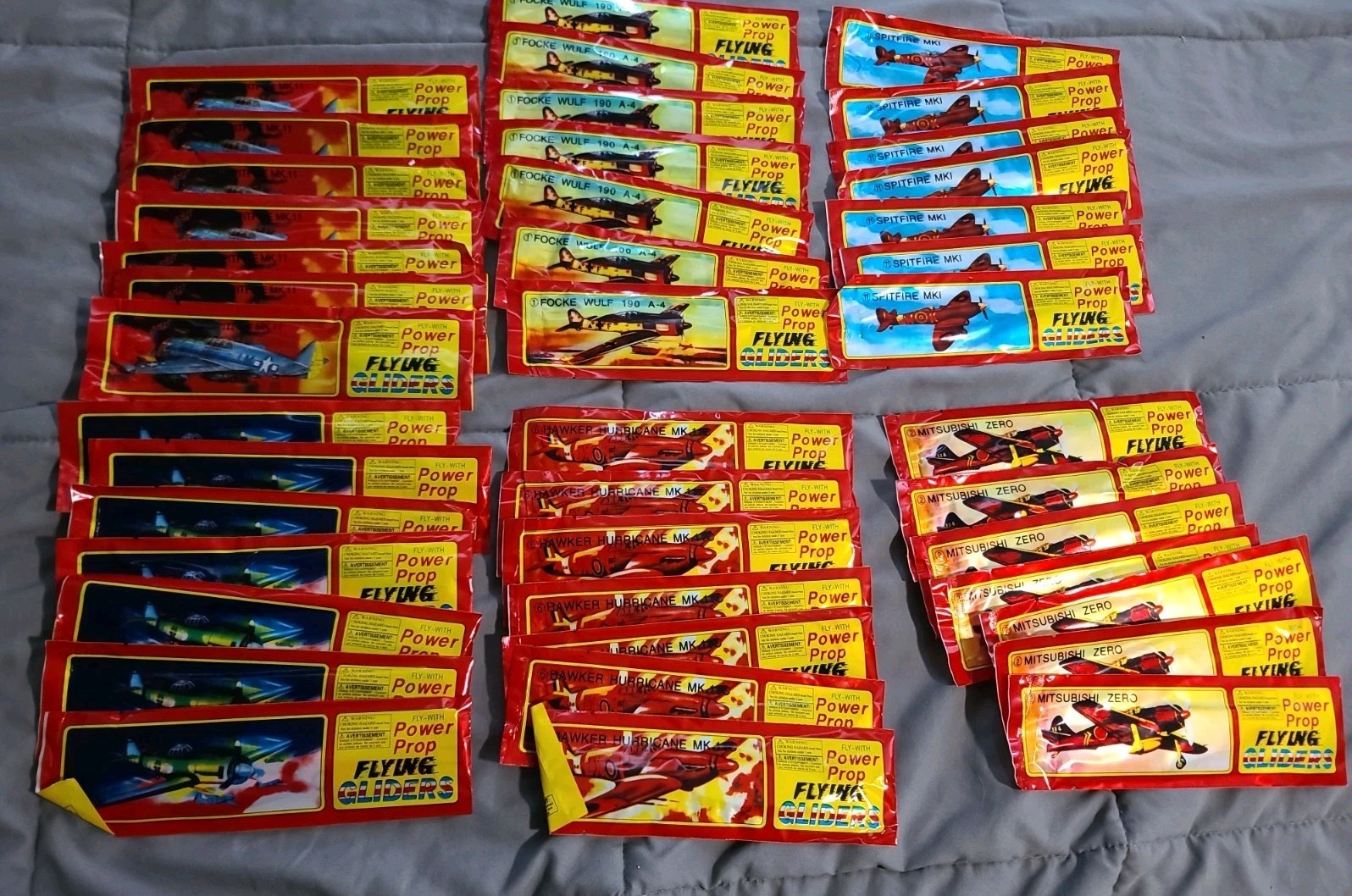 Vintage Power Prop Flying Gliders WWII Model Planes Lot of 42 Incomplete Sealed Vintage Power Prop Flying Gliders WWII Model Planes Lot of 42 Incomplete Sealed