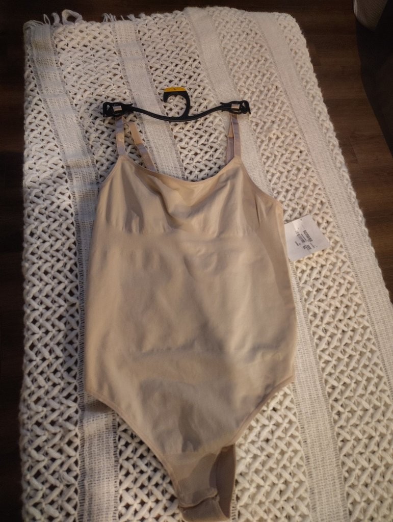 Maidenform Beige Bodysuit Shapewear Maidenform Beige Bodysuit Shapewear