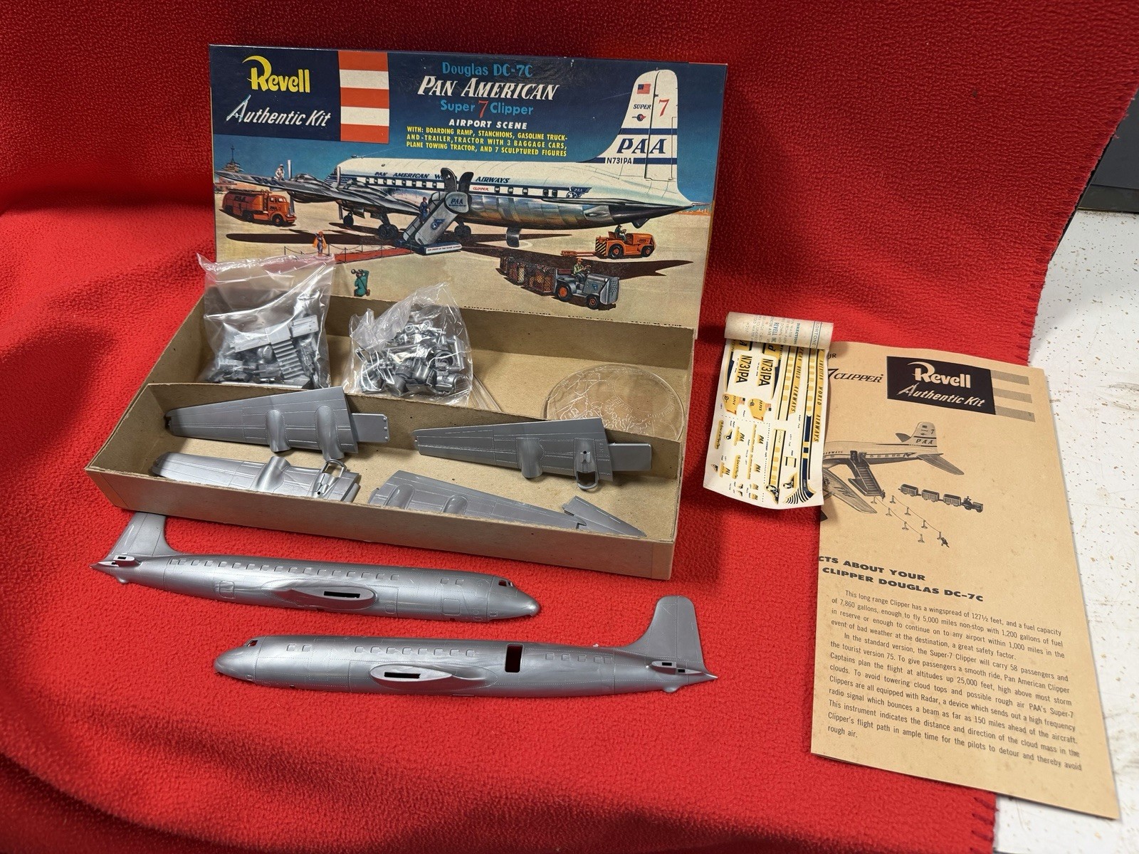 Vintage Revell Douglas DC-7C Pan Am Super 7 Clipper H-257 1/122 Complete Unbuilt