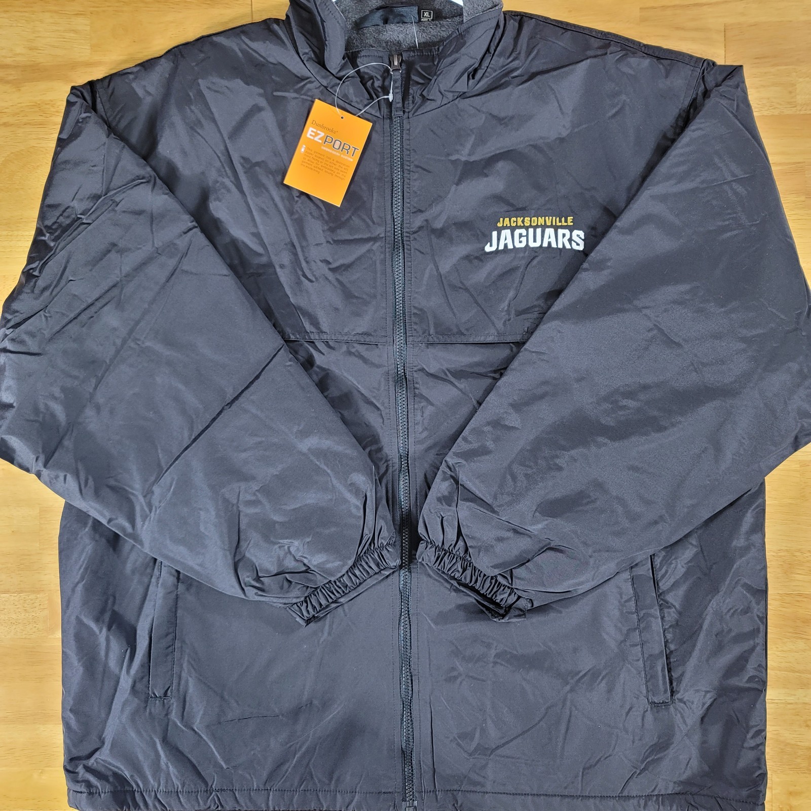 Dunbrooke Jacksonville Jaguars NFL Waterproof Windbreaker Full-Zip Sz XL BLK NEW Dunbrooke Jacksonville Jaguars NFL Waterproof Windbreaker Full-Zip Sz XL BLK NEW