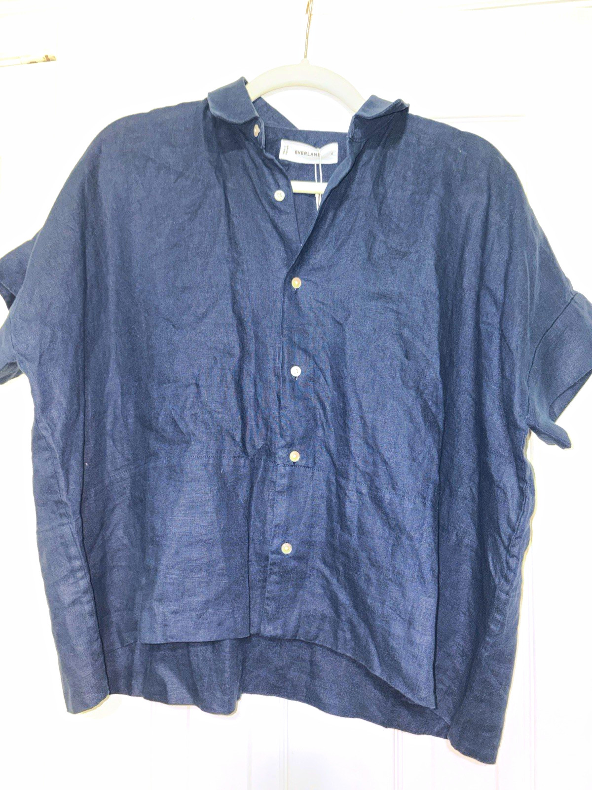 NWT Everlane Blue Linen Lightweight Short Sleeve Button-Up Shirt Size L NWT Everlane Blue Linen Lightweight Short Sleeve Button-Up Shirt Size L