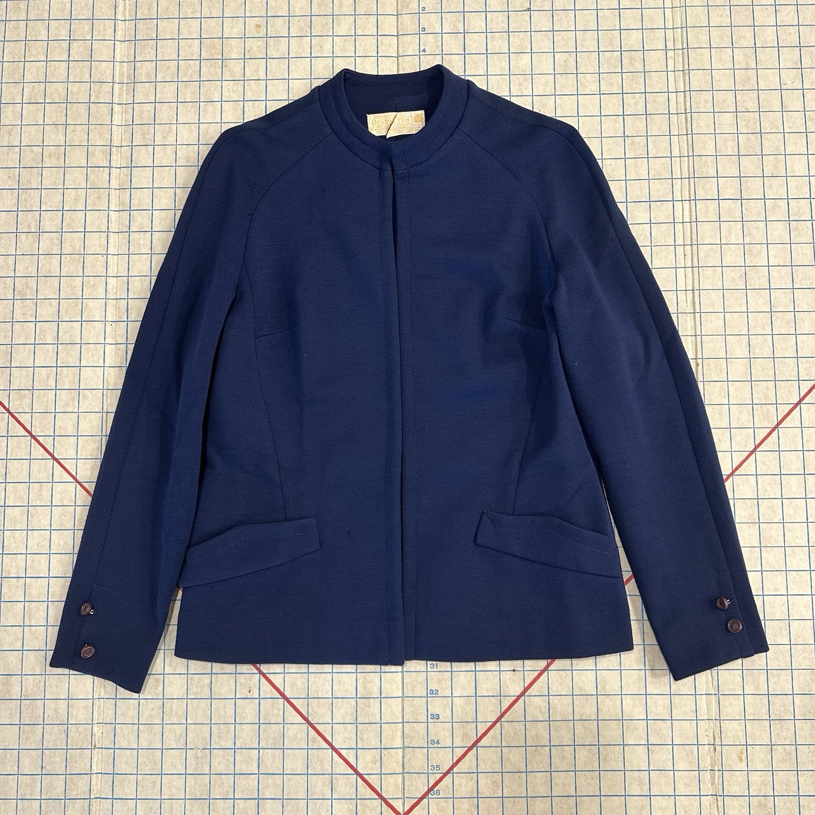 Vintage 60s 70s Pendleton Blue Wool Skirt and Blazer Suit Set Size 12 Hook Loop Vintage 60s 70s Pendleton Blue Wool Skirt and Blazer Suit Set Size 12 Hook Loop
