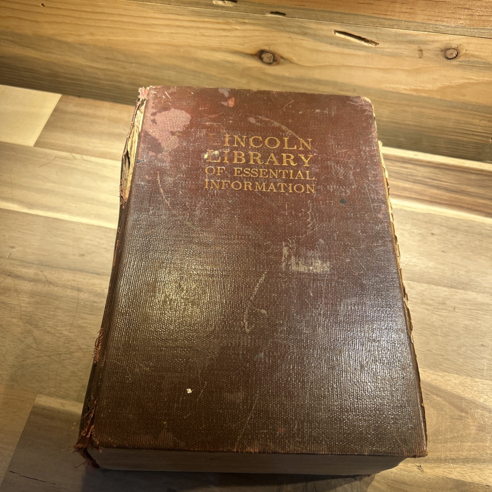 BEAUTIFUL & RARE 1929, Lincoln Library Of Essential Information, Frontier Press