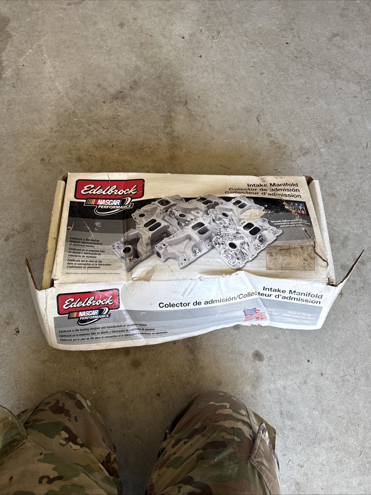 Edelbrock 2701 Performer EPS SBC Small Block Chevy Intake Manifold 262-400 4BBL