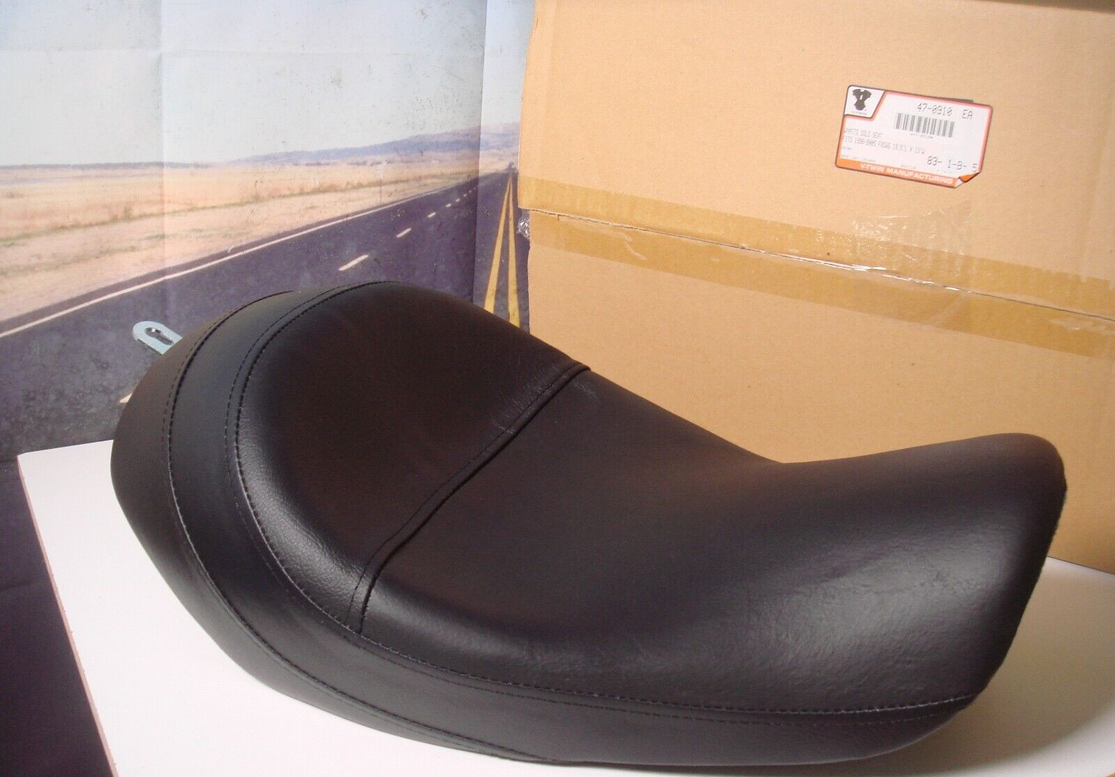 Harley Solo Seat Black FXDWG Wide Glide 1996-2003 20 Harley Solo Seat Black FXDWG Wide Glide 1996-2003 20