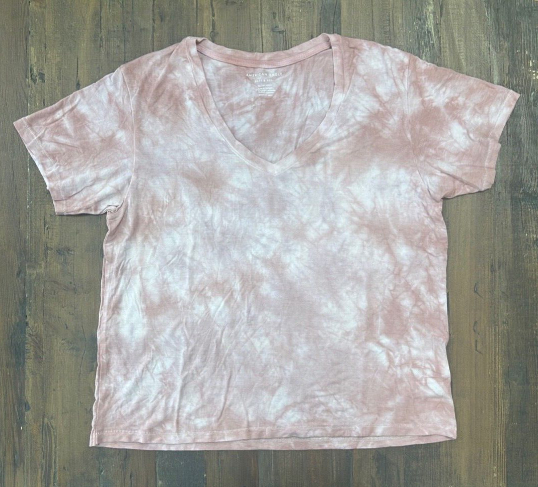 NWOT American Eagle Womens Soft & Sexy Pink Tie Dye V Neck T-Shirt NWOT American Eagle Womens Soft & Sexy Pink Tie Dye V Neck T-Shirt
