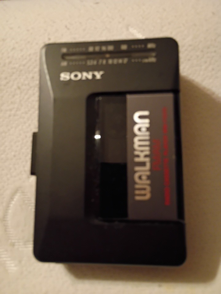 Sony Walkman WM-AF23 FM/AM Cassette Player Tested Working Vintage Japan