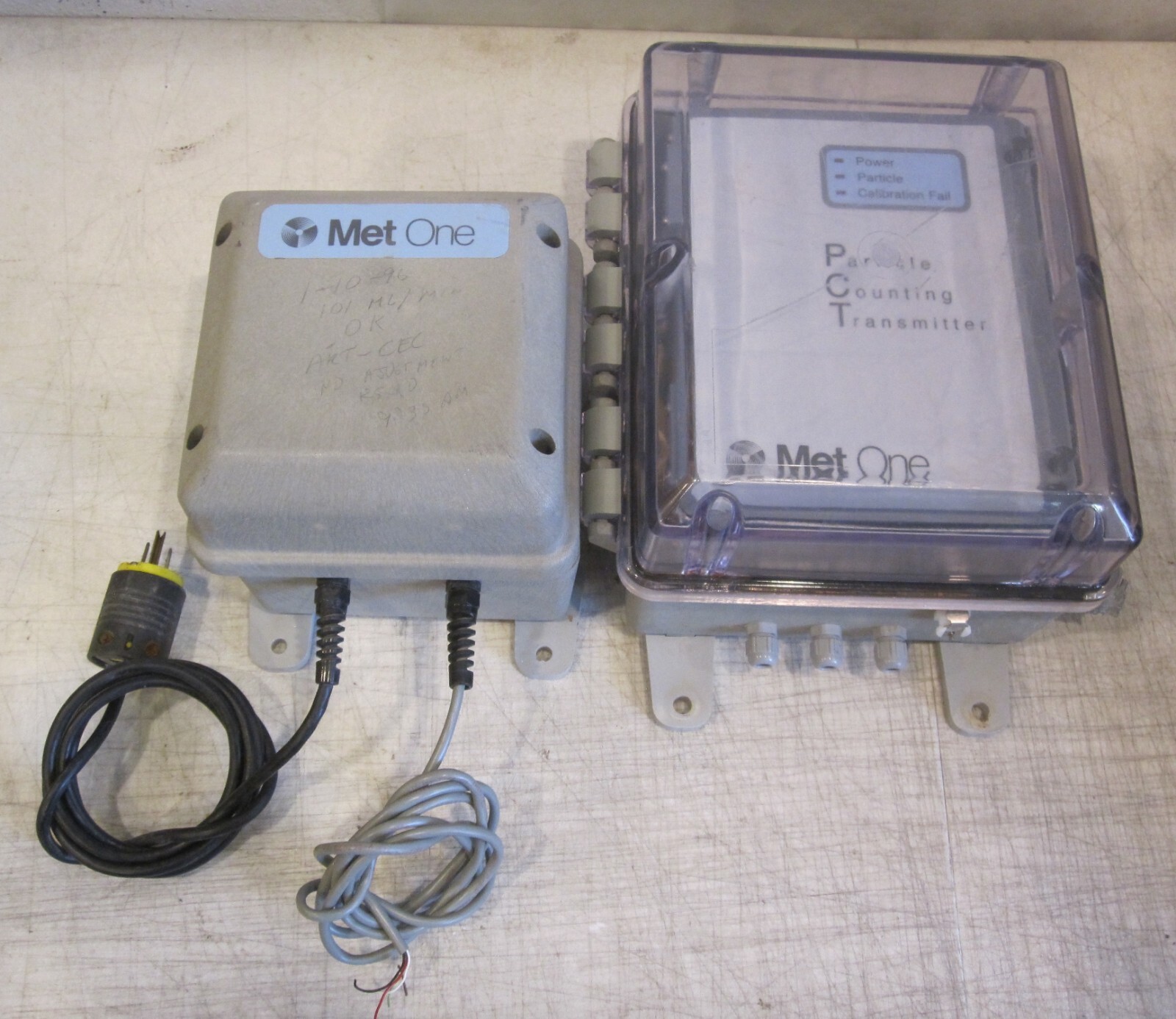 Met One Particle Counting Transmitter PCT-115/2081586-01 w Power Supply Box