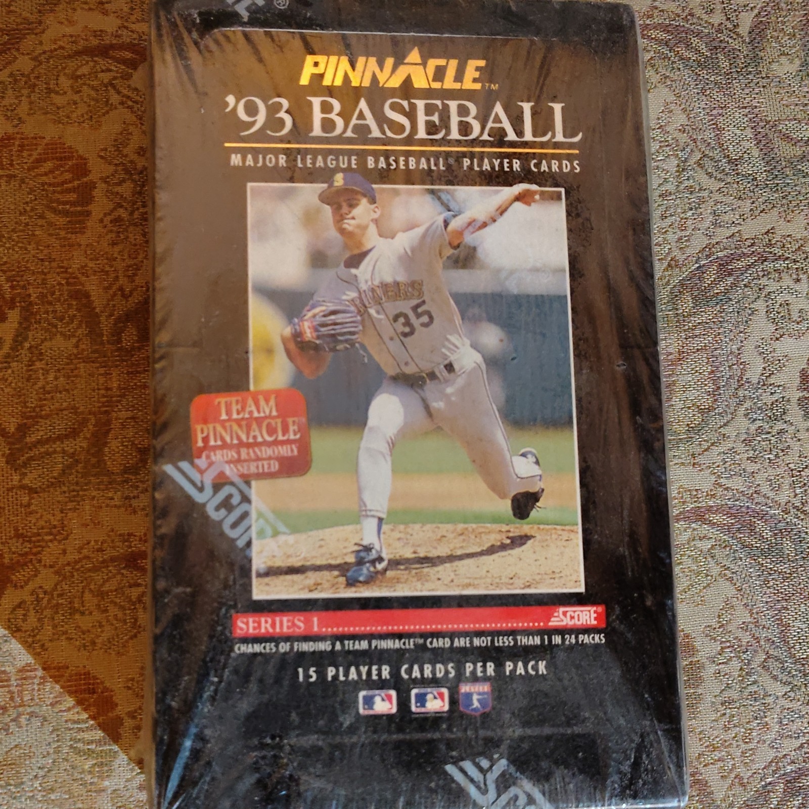 Pinnacle 1993 MLB Baseball Series 1 Trading Card Box Sealed 15 Cards/Pack Pinnacle 1993 MLB Baseball Series 1 Trading Card Box Sealed 15 Cards/Pack