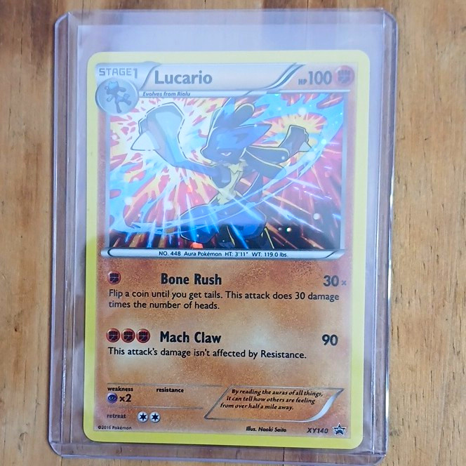 The Pokémon Company Pokémon TCG Lucario XY140 Promo Holo Stage 1 100 HP EN 2016