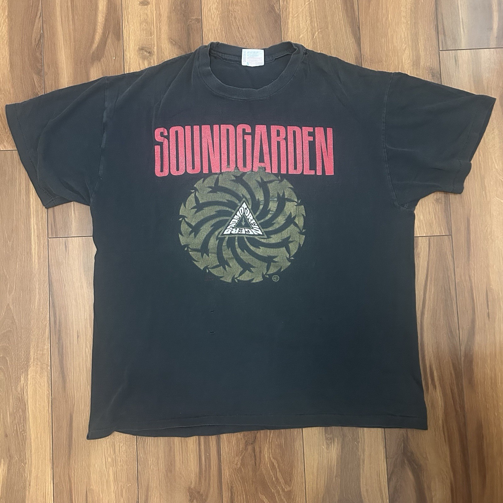 Vintage 90s Soundgarden Badmotorfinger Graphic Black T-Shirt 1991 XL 100% Cotton Vintage 90s Soundgarden Badmotorfinger Graphic Black T-Shirt 1991 XL 100% Cotton