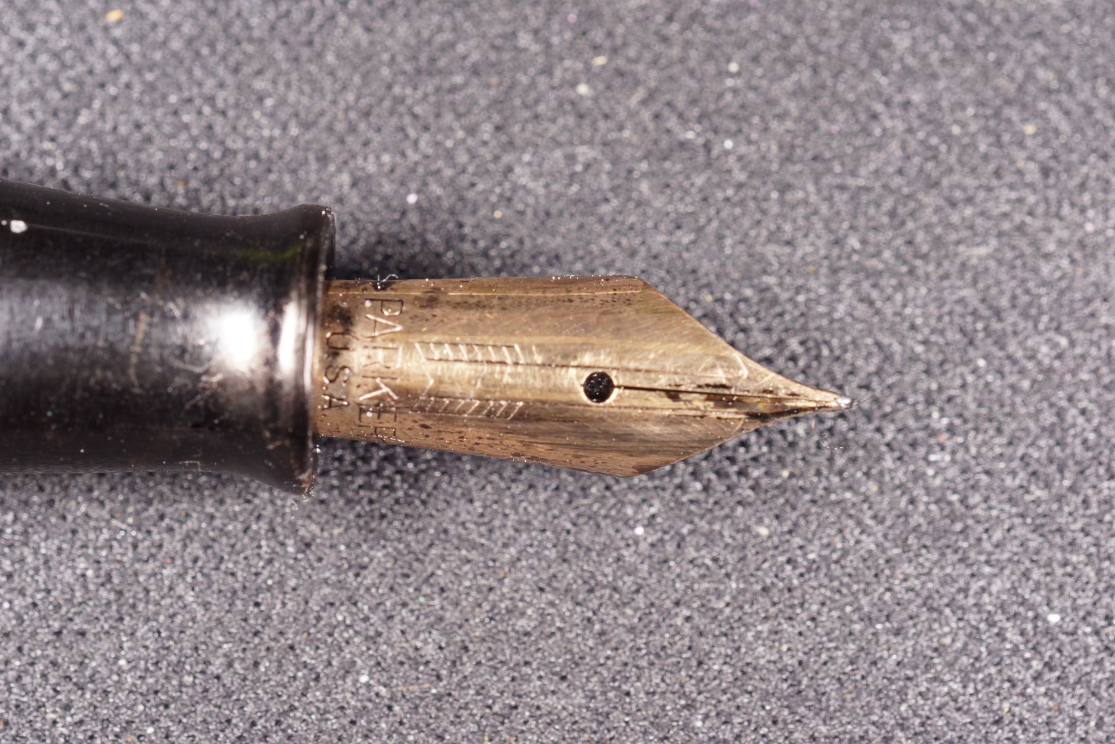 Parker Vacumatic Silver Peral Fountain Pen Circa 1945 Parker Vacumatic Silver Peral Fountain Pen Circa 1945