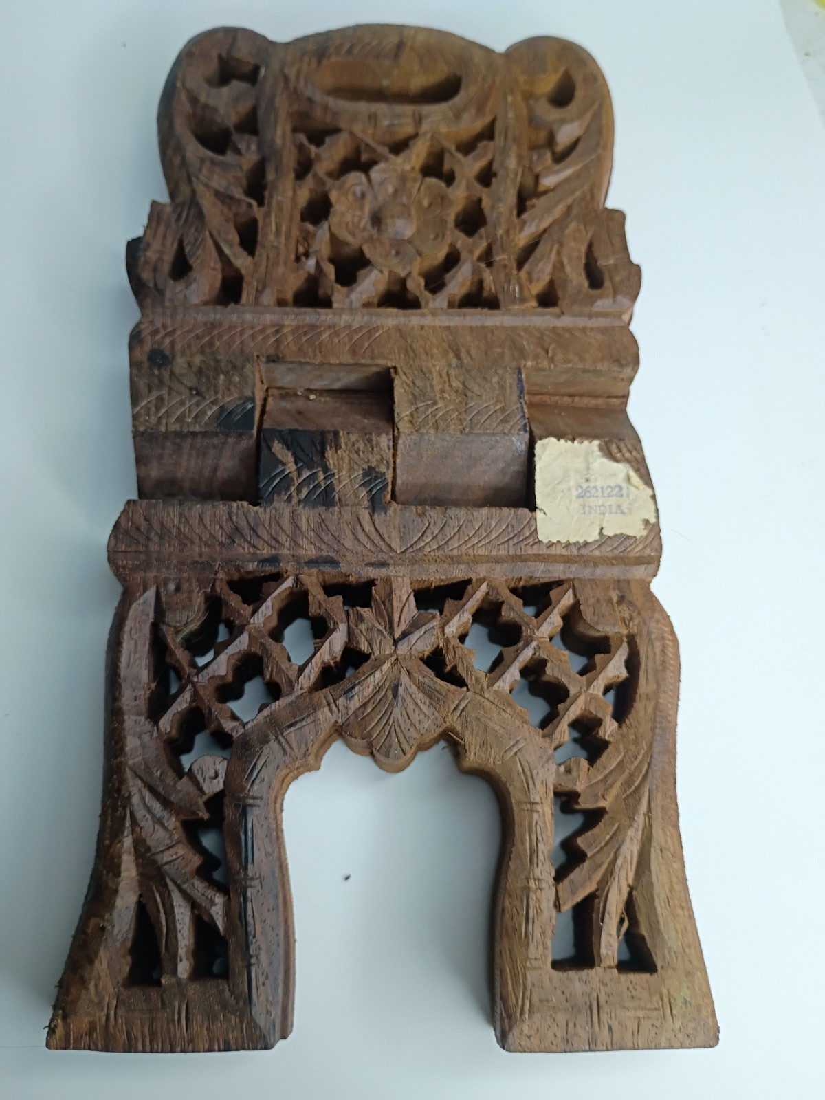 VTG HAND CARVED WOODEN FOLDING BIBLE BOOK DISPLAY HOLDER STAND INDIA ARCHANA VTG HAND CARVED WOODEN FOLDING BIBLE BOOK DISPLAY HOLDER STAND INDIA ARCHANA