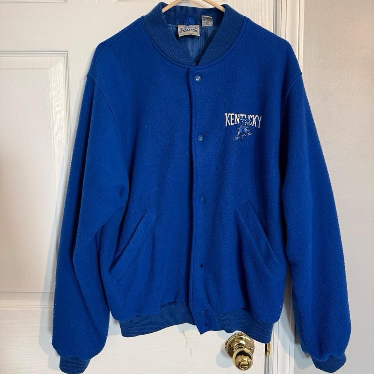 True Vintage 90’s Starter Kentucky Wildcats blue varsity jacket Size Large True Vintage 90’s Starter Kentucky Wildcats blue varsity jacket Size Large