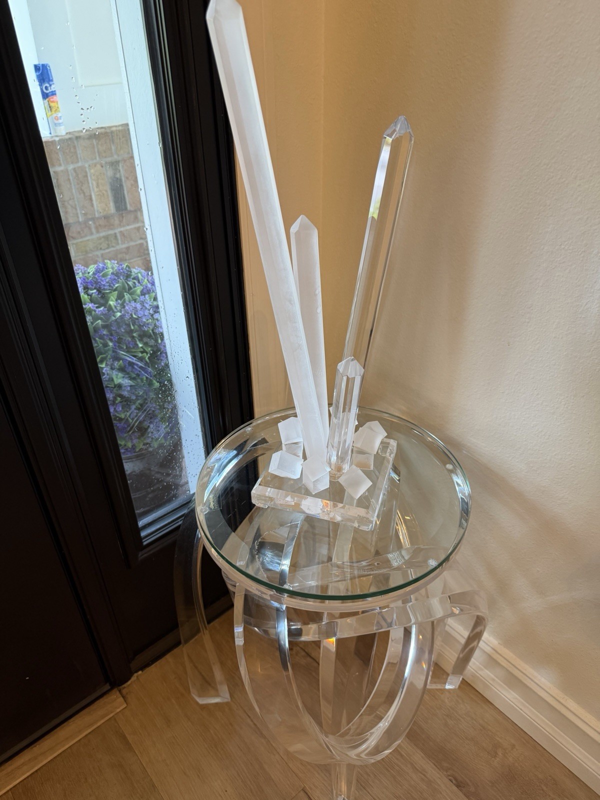 Mid Century Lucite Acrylic Sculpture Obelisk Display 21” Tall