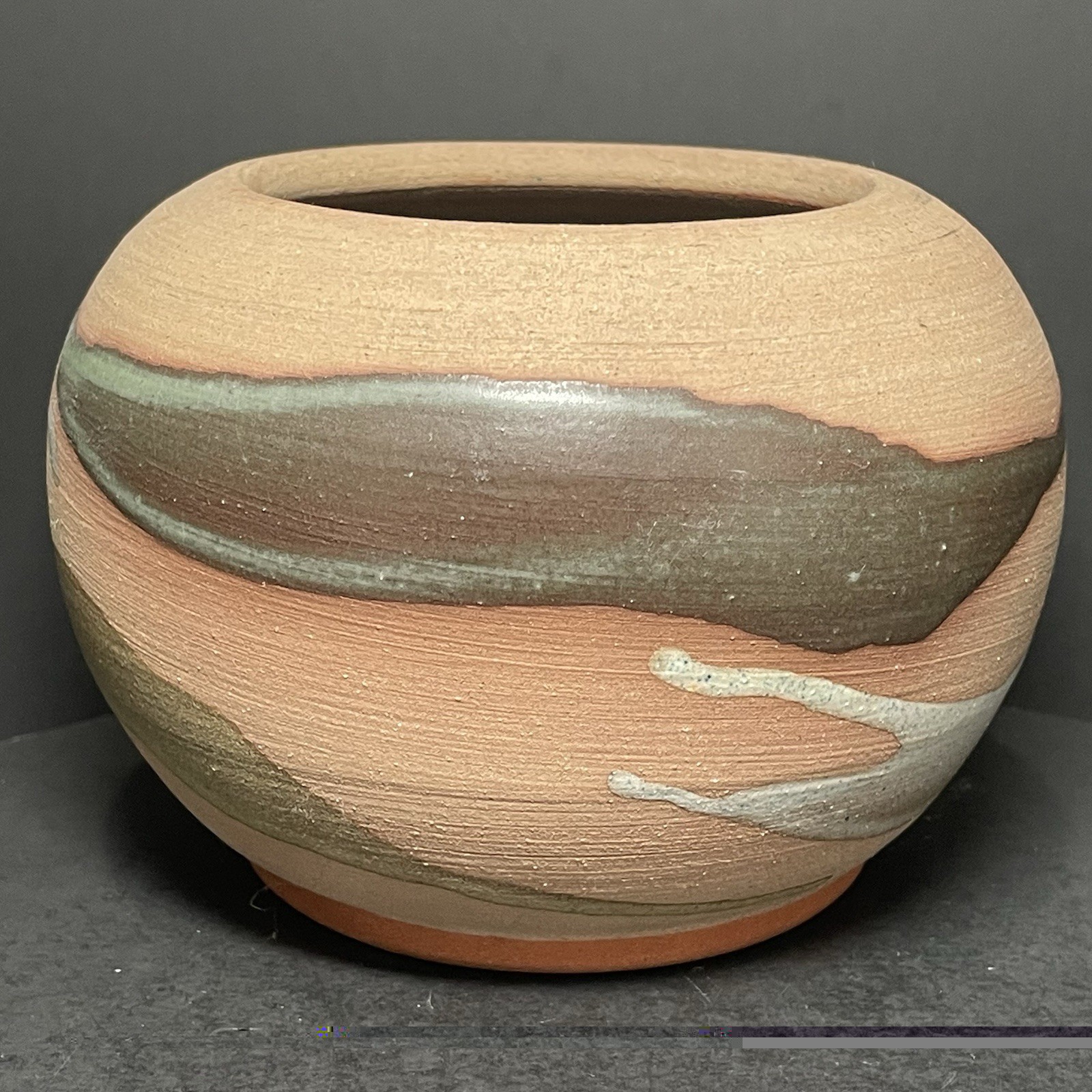 Alfa Dom Studio Vase 6” Art Abstract Round Hand Painted Pottery Vintage Alfadom Alfa Dom Studio Vase 6” Art Abstract Round Hand Painted Pottery Vintage Alfadom