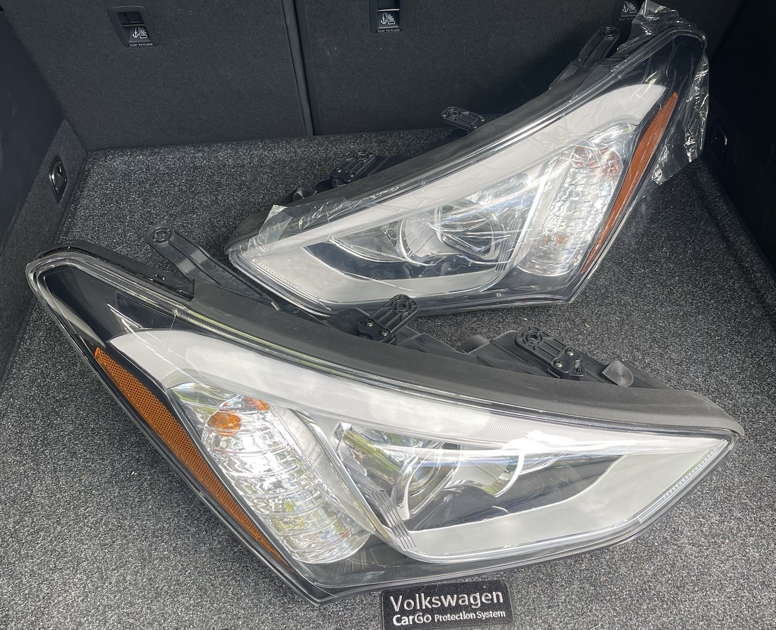 2013-2016 Hyundai Santa Fe SE GLS Limited Headlight Pair With LED DRL 2013-2016 Hyundai Santa Fe SE GLS Limited Headlight Pair With LED DRL