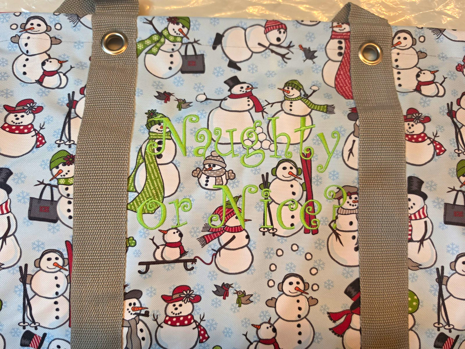 Thirty-One Large Utility Tote W/Black Top A Tote - NEW - Snow Daze Pattern