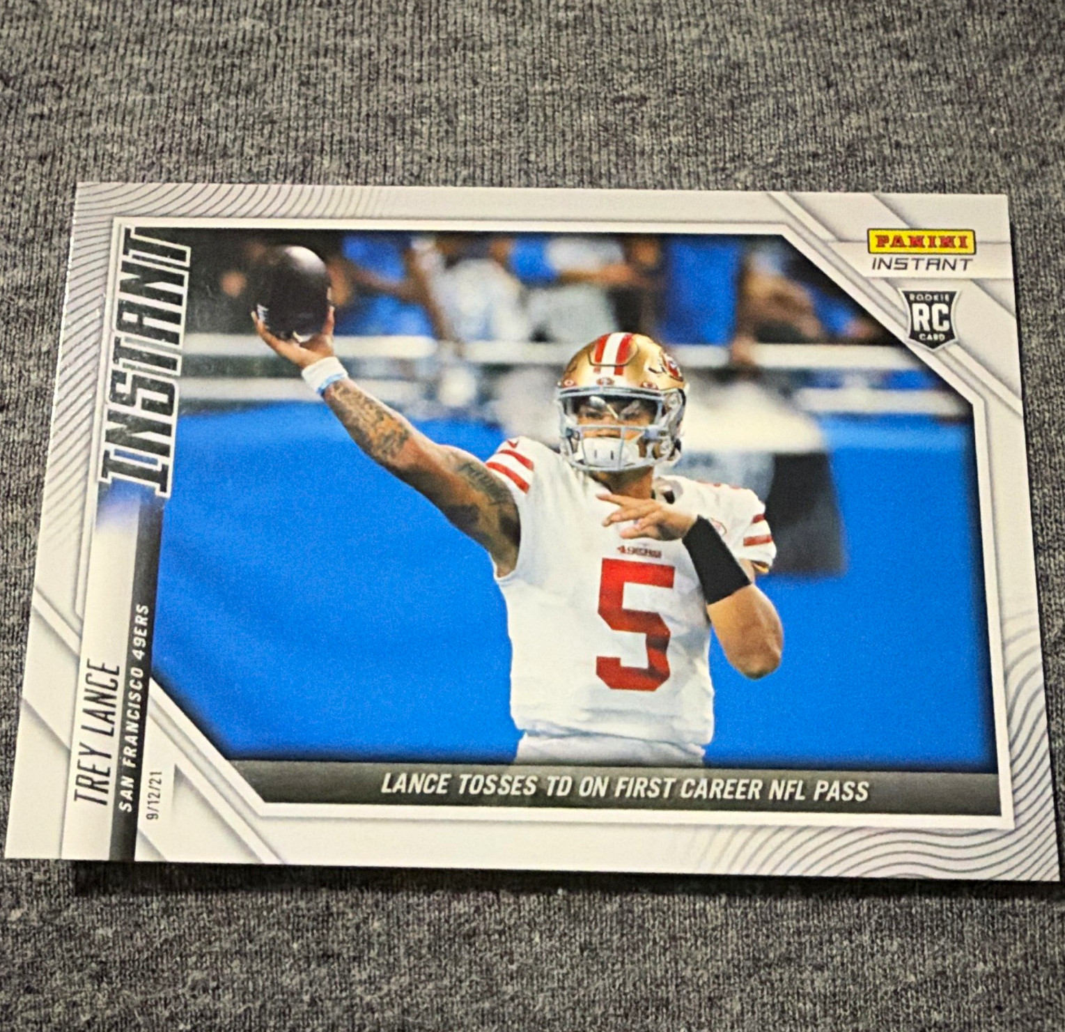 Panini 2021 Football Instant NFL Trey Lance 49ers #13 Rookie Base /1474 Panini 2021 Football Instant NFL Trey Lance 49ers #13 Rookie Base /1474