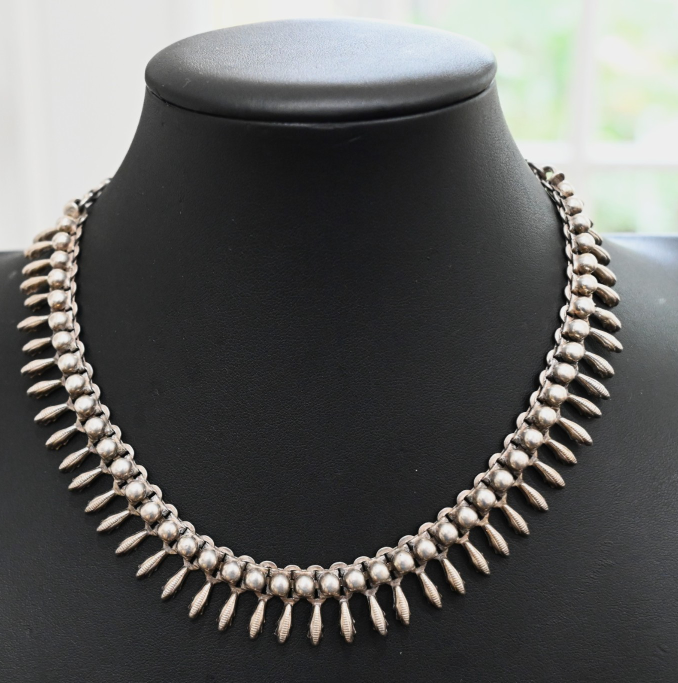 Vintage Native American sterling necklace 45 grams 16 1/2 inches Elegant design Vintage Native American sterling necklace 45 grams 16 1/2 inches Elegant design