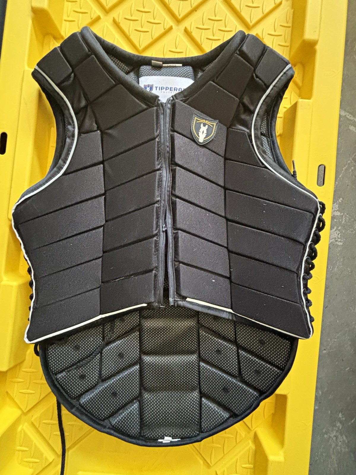 Tipperary Equestrian Black Body Protector Safety Vest, Size 34 Tipperary Equestrian Black Body Protector Safety Vest, Size 34