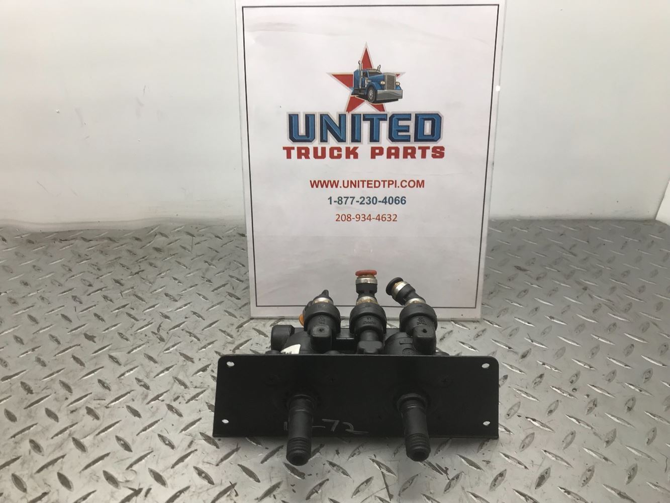 Bendix Modulator Valve Part#: 5001230