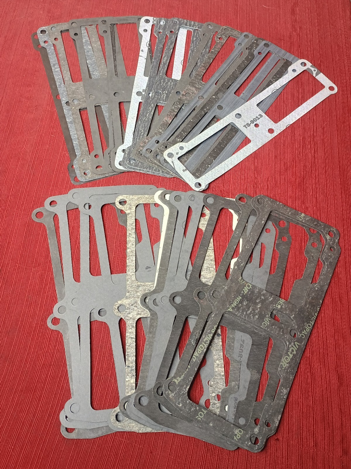 Lot of 33 Cam Follower Housing Gaskets for a Cummins 855 N14 - Different Brands