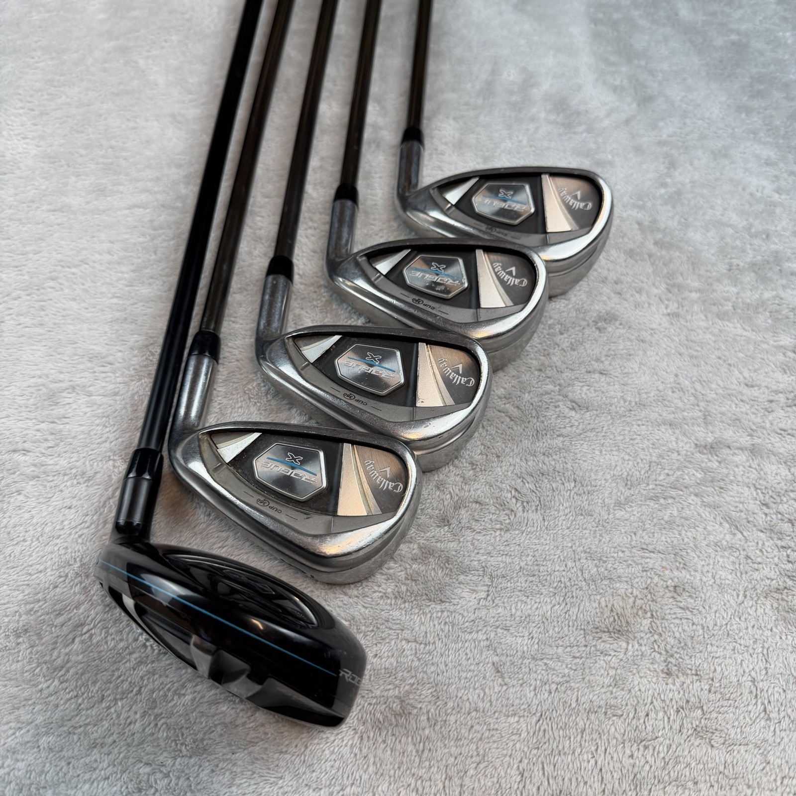 Callaway Rogue Irons Right-Handed Silver Black 5 Hybrid-9 Iron Graphite Reg Flex