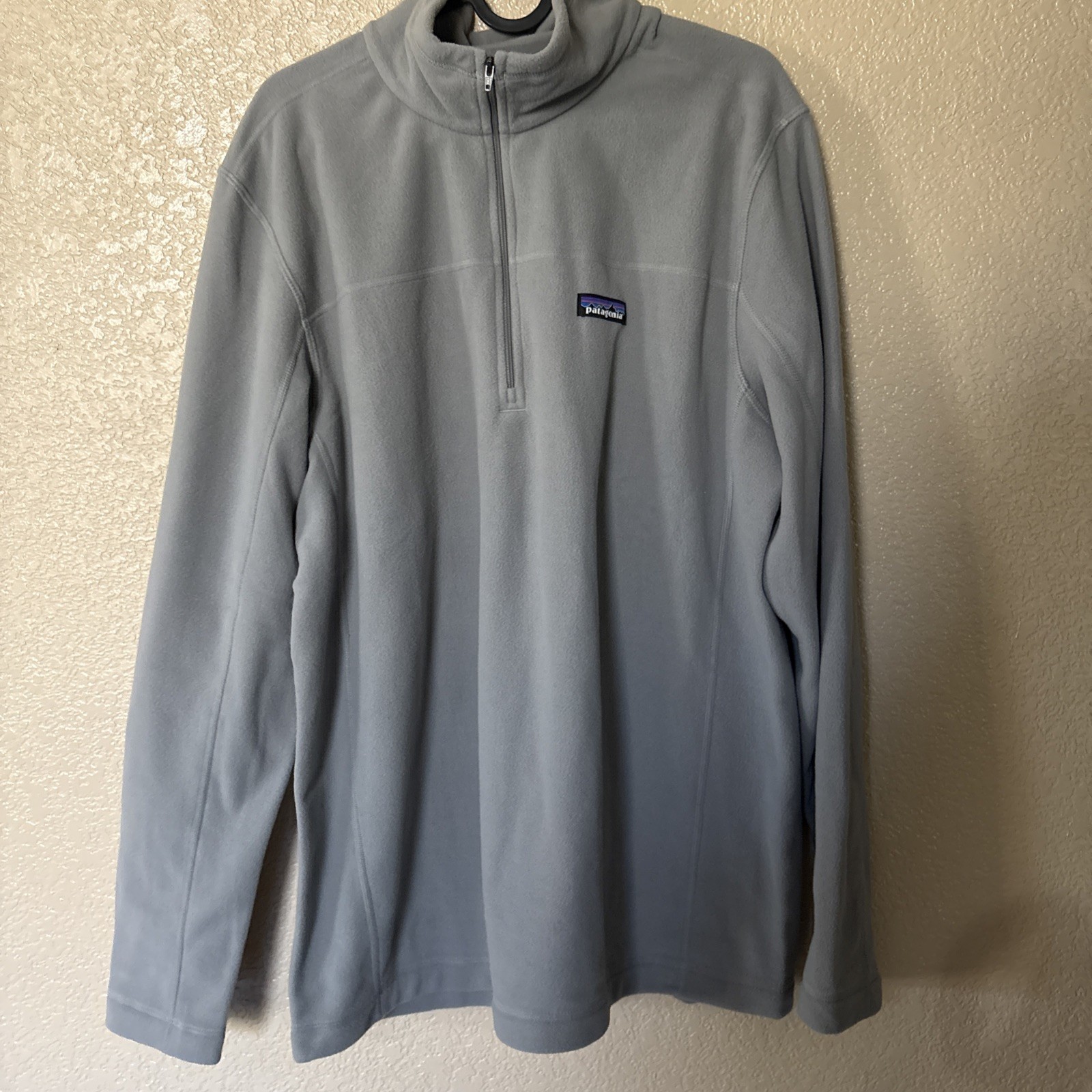 Patagonia Men\'s Micro D Fleece Pullover sweater Zip Feather Grey Size L NWT Patagonia Men\'s Micro D Fleece Pullover sweater Zip Feather Grey Size L NWT